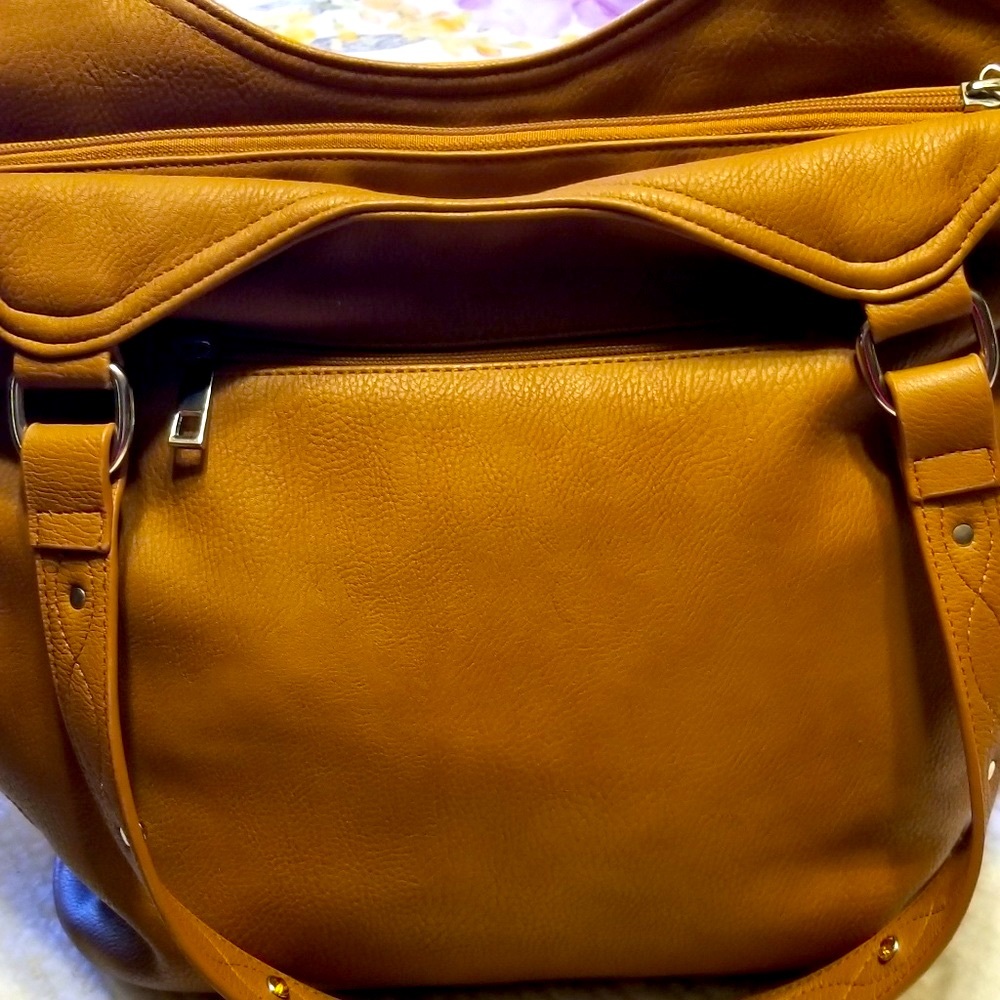 Purse - Picture 2 of 6